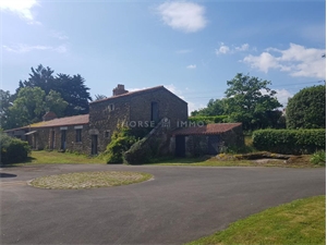 propriete equestre à la vente -   85710  LA GARNACHE, surface 443 m2 vente propriete equestre - UBI479196617